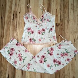 Vintage Y2K Floral Lace Pajama Set Cami & Pants Loungewear